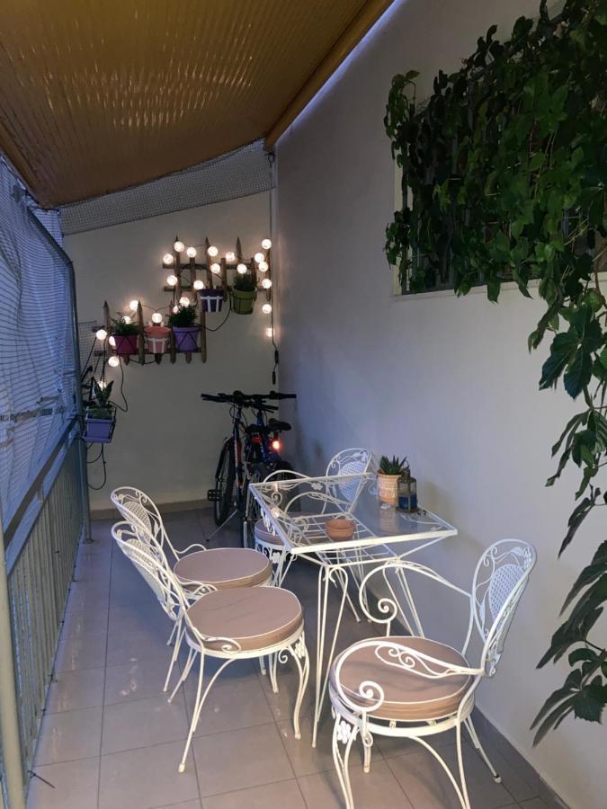 Central Kalamata Cozy Apartment Eksteriør billede