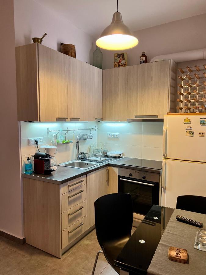 Central Kalamata Cozy Apartment Eksteriør billede