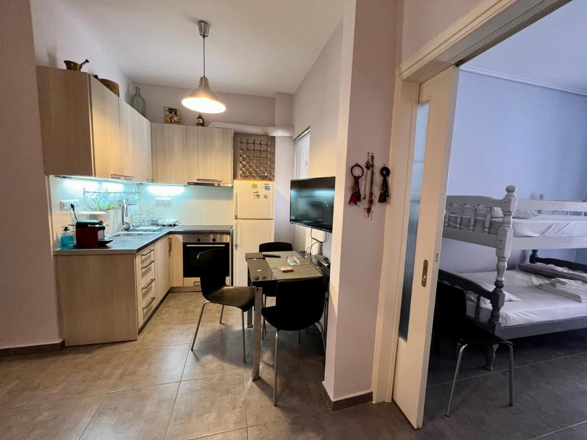 Central Kalamata Cozy Apartment Eksteriør billede