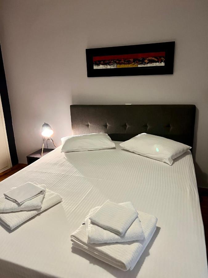 Central Kalamata Cozy Apartment Eksteriør billede